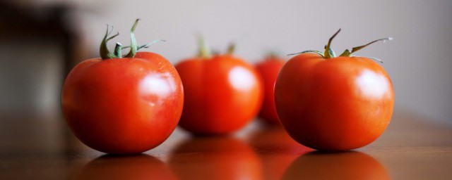 西紅柿沒熟透可以吃嗎 能不能吃沒熟的西紅柿