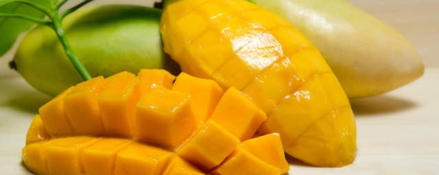 芒果的營養價值和功效及食用禁忌 芒果的功效有哪些