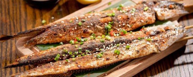 烤秋刀魚的傢常做法 烤秋刀魚怎麼做