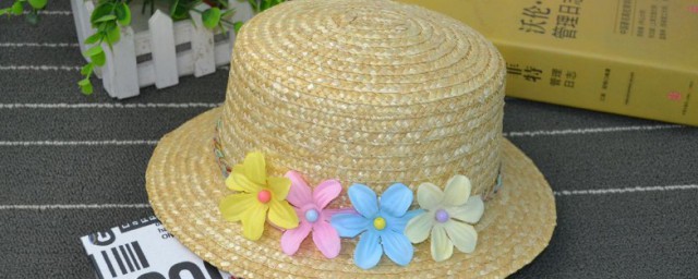 帽子上有花怎麼戴 帽子上有花如何戴