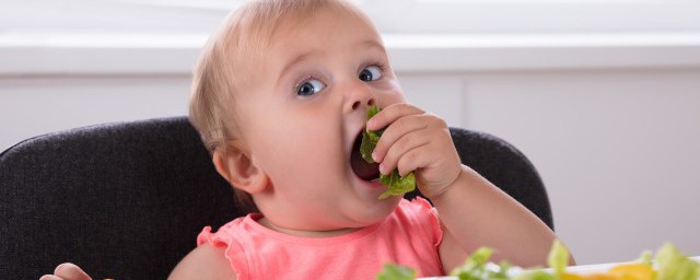 寶寶感冒瞭吃什麼輔食好 寶寶感冒瞭吃哪些輔食好