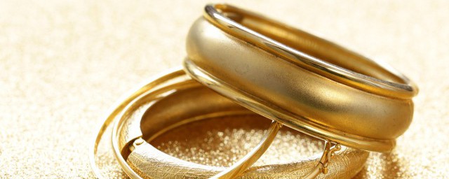 黃金手鐲佩戴方法 黃金手鐲如何佩戴