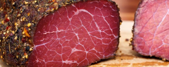 煙熏牛肉怎麼做好吃 煙熏牛肉做法介紹