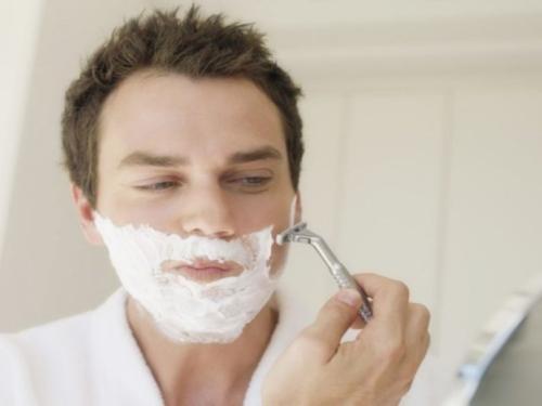 男人怎麼刮胡子最好