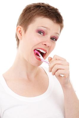 淋病和梅毒的口腔表征有哪些?