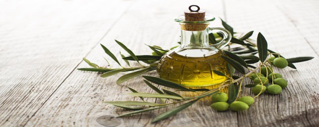 關於橄欖油炒菜你需要知道的一些事 關於橄欖油炒菜要註意哪些