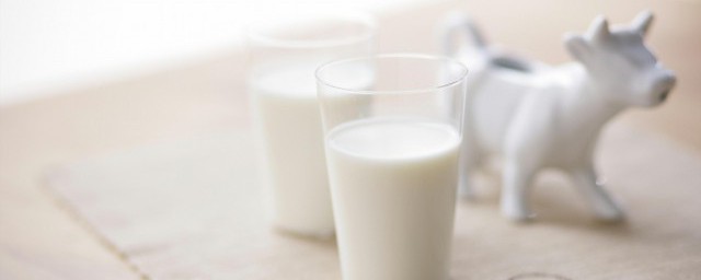 喝完牛奶可以吃柿子嗎 喝牛奶之後能不能吃柿子呢