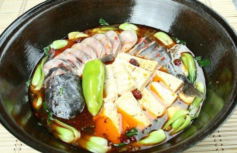 鐵鍋燉魚的做法是什麼
