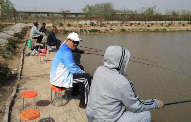 釣魚什麼風向好