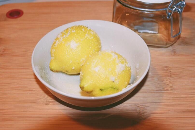鹽醃檸檬做法是什麼
