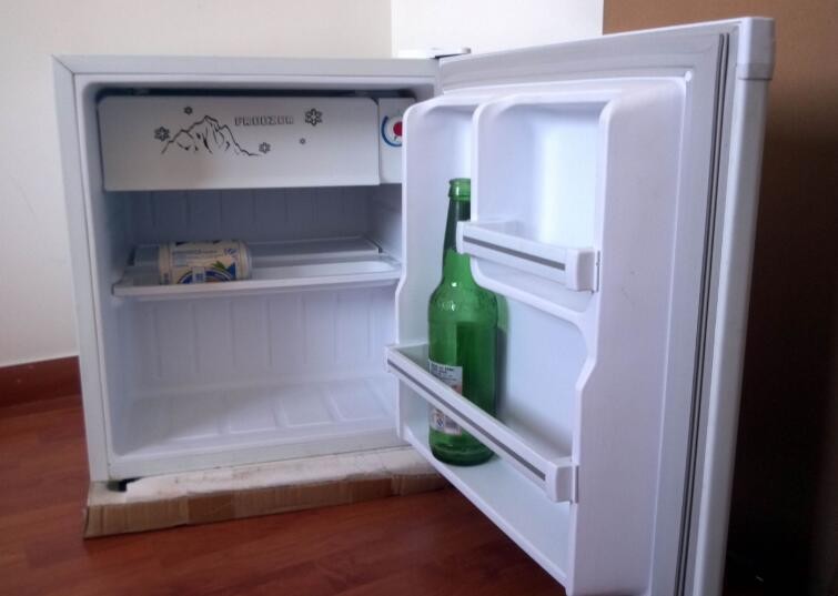 冰箱的清潔技巧有哪些