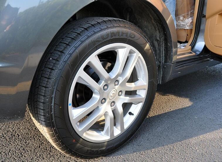汽車輪胎磨損如何減輕