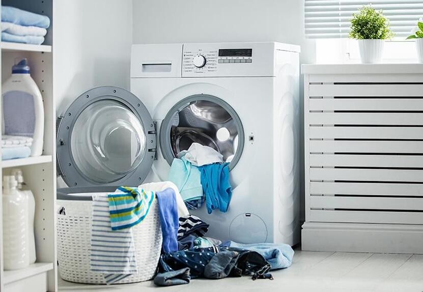 洗衣服時洗衣粉可以和消毒液混合在一起洗嗎