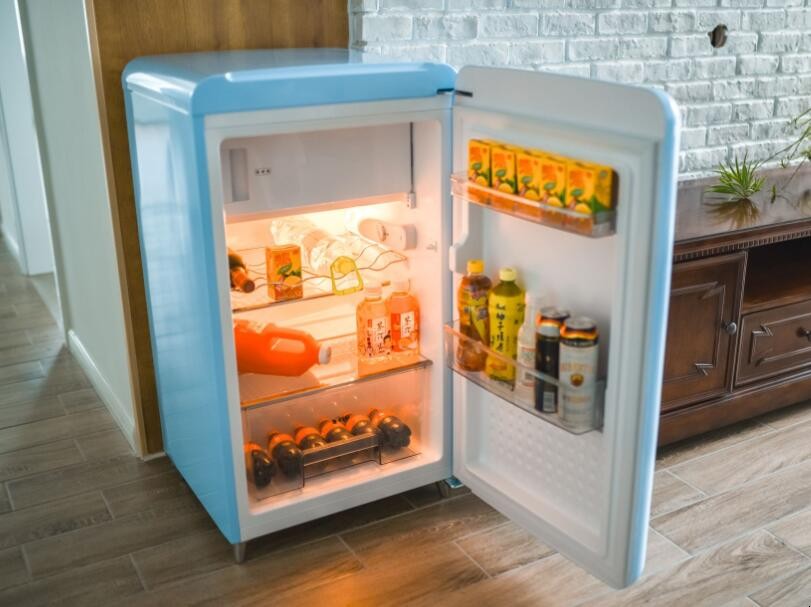 小冰箱怎麼調節制冷