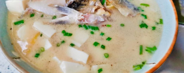魚湯燉豆腐怎麼做 如何做魚湯燉豆腐