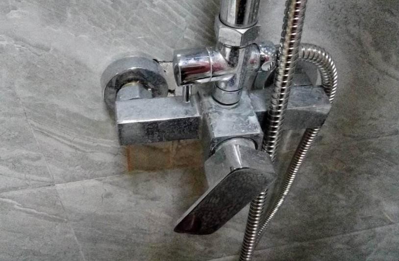 淋浴器開關漏水怎麼辦