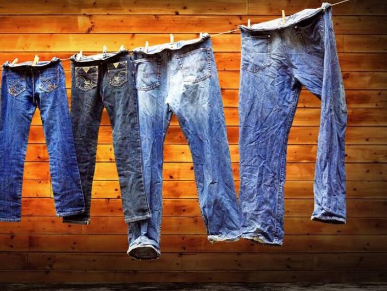 牛仔褲應該如何清洗