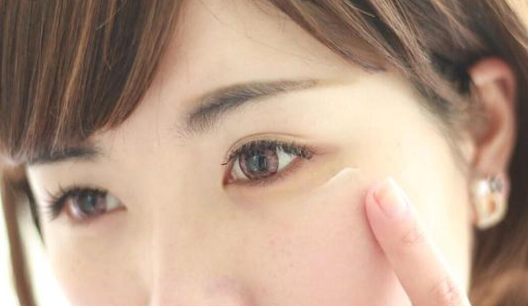 眼霜的正確使用方法是什麼