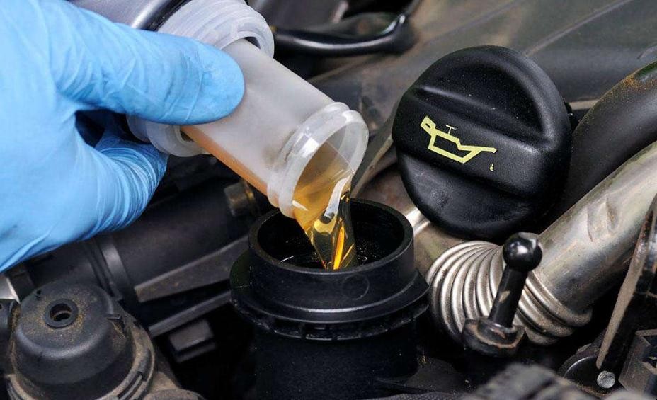 汽車發動機油可以防銹嗎