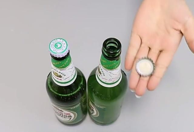 如何輕松開啤酒瓶蓋