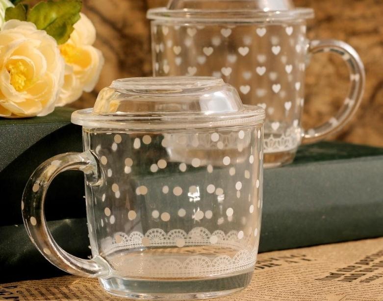 玻璃杯可以裝開水嗎