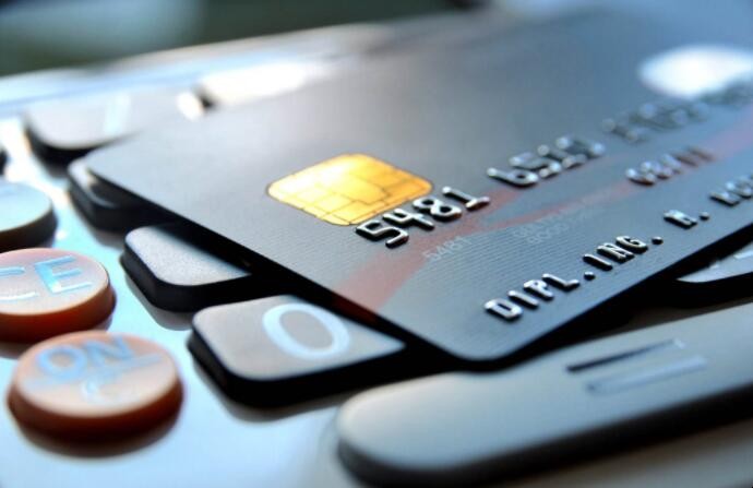 信用卡被限制消費的原因是什麼