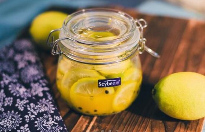 怎麼將蜂蜜檸檬水冷藏