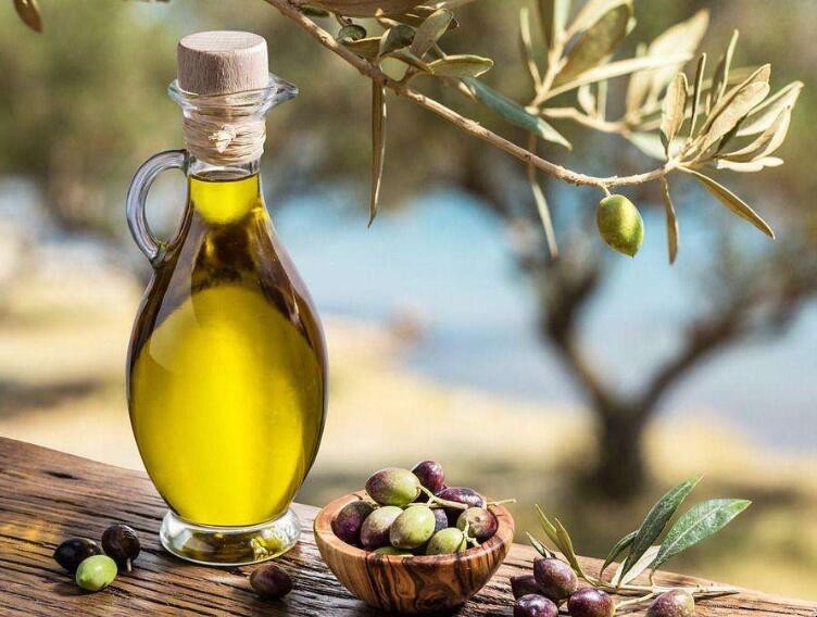 橄欖油搽臉有什麼好處