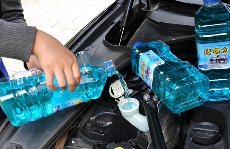 汽車玻璃水一般多長時間更換