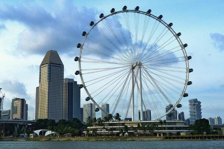 新加坡摩天輪有多高
