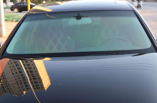 小車前擋風玻璃破裂能修復嗎