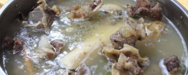 牛骨湯怎麼燉 燉牛骨湯的方法