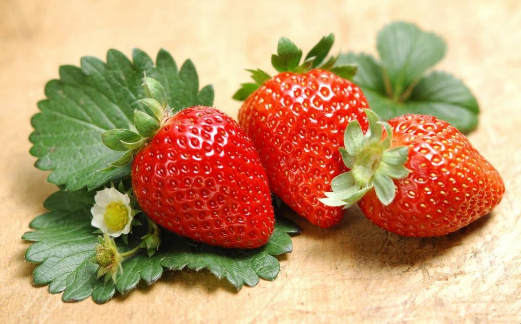 草莓不甜是什麼原因