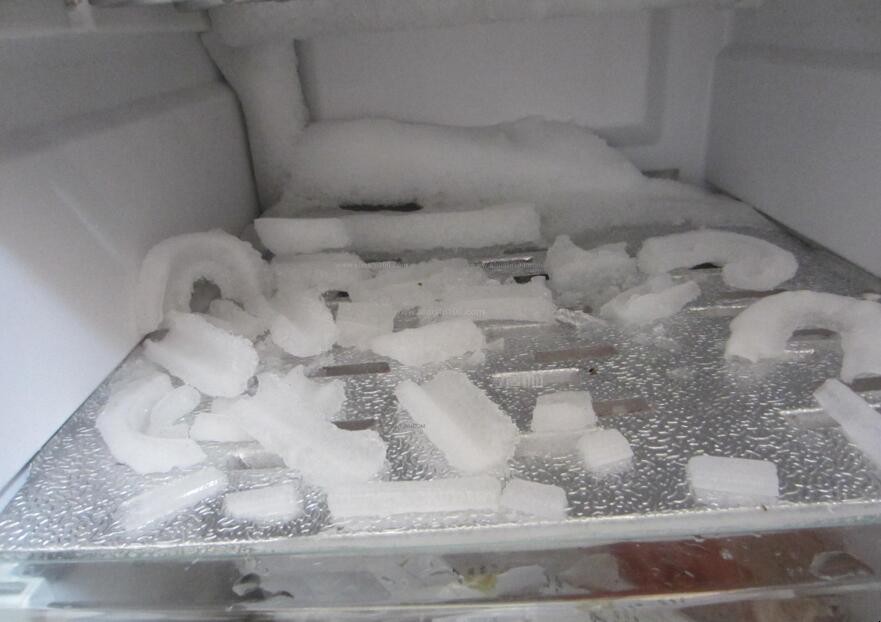 冰箱如何快速去冰