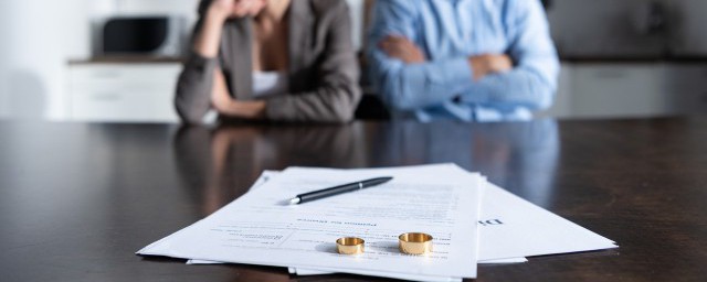 去離婚需要帶什麼證件嗎 如何辦理離婚證
