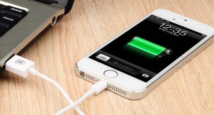 蘋果手機一直充電不拔會有影響嗎