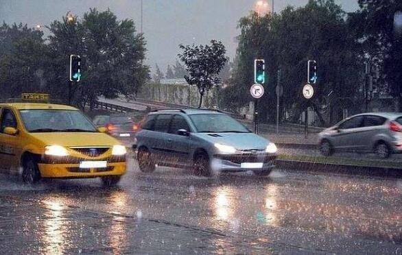 雨季開車要註意什麼