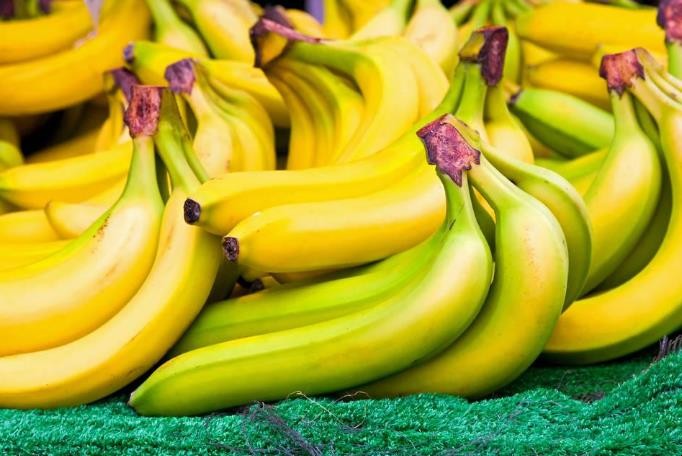 香蕉有點生需要放幾天才能吃