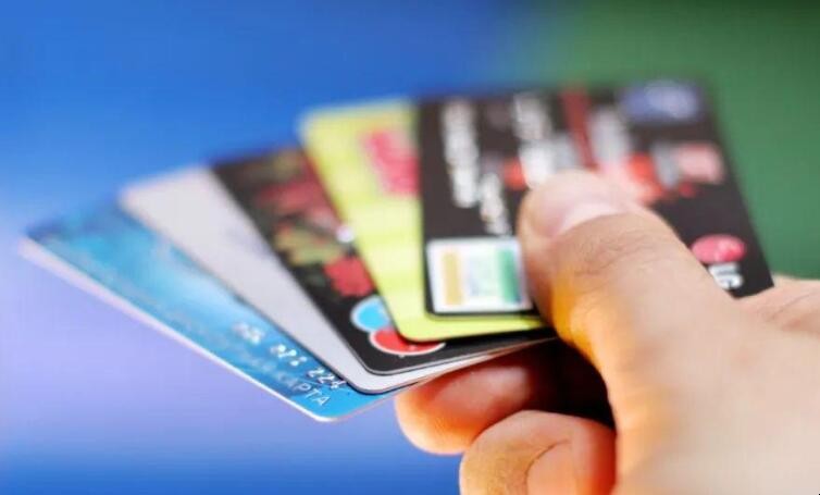 影響信用卡額度高低的因素有哪些