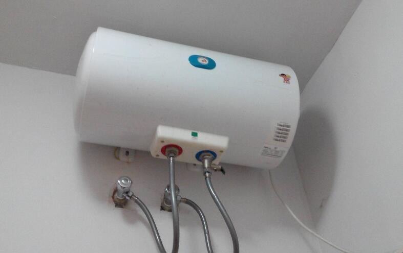 衛生間熱水器安裝位置在哪裡