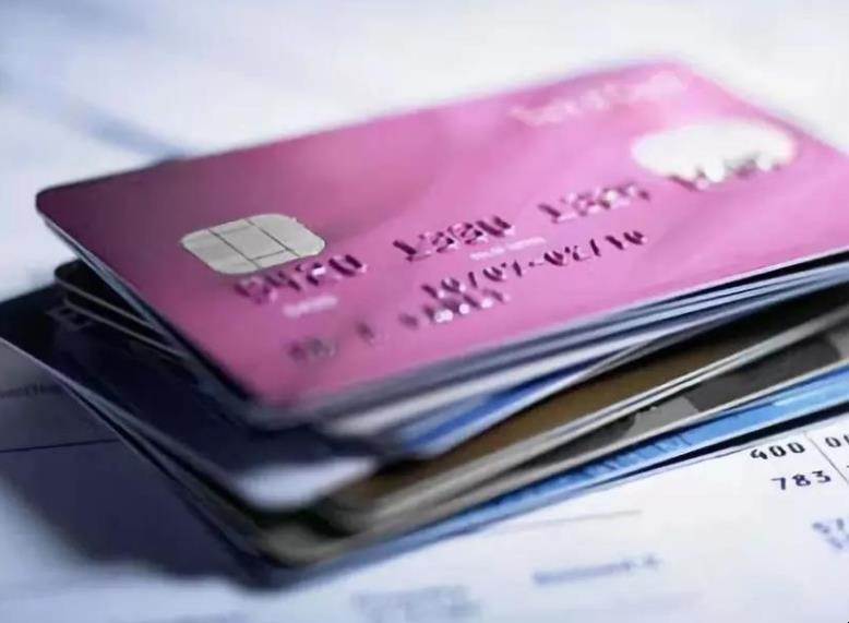 為什麼錢已經還瞭信用卡還是沒有額度