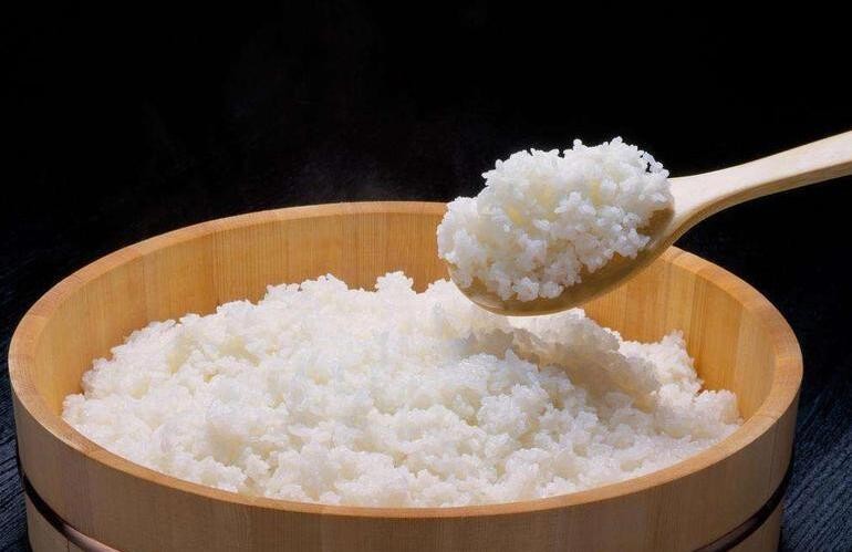煮米飯水放多瞭該怎麼辦