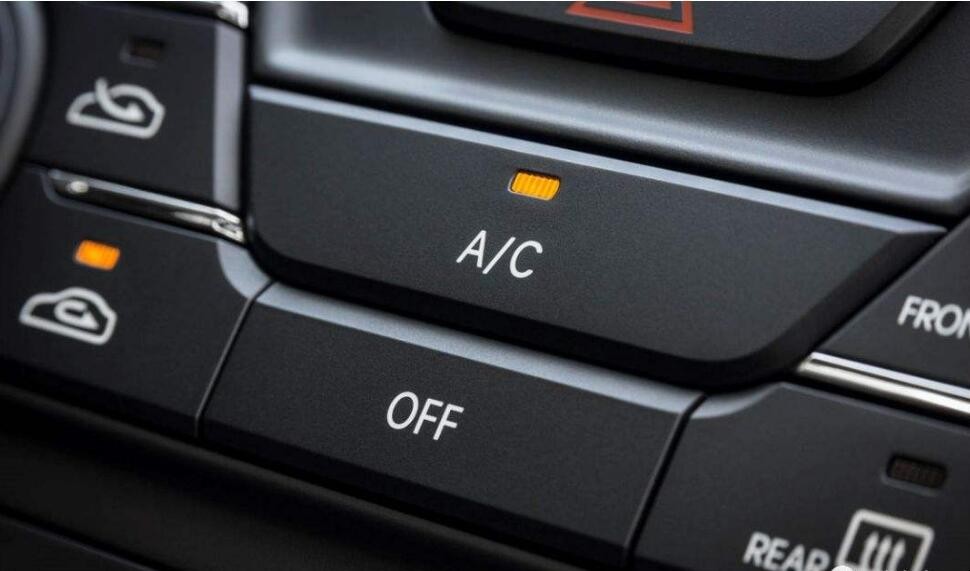 汽車的ac按鈕什麼意思