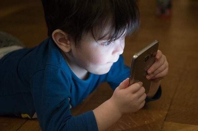怎麼讓孩子減少玩手機