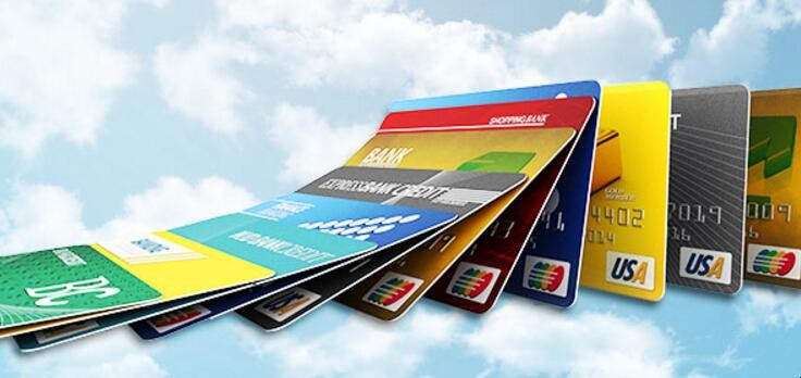 信用卡越多越好嗎