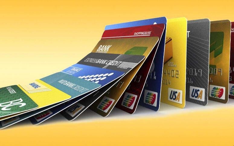 為什麼銀行推薦辦信用卡