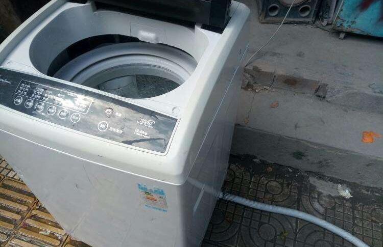 洗衣機脫水響聲大怎麼維修