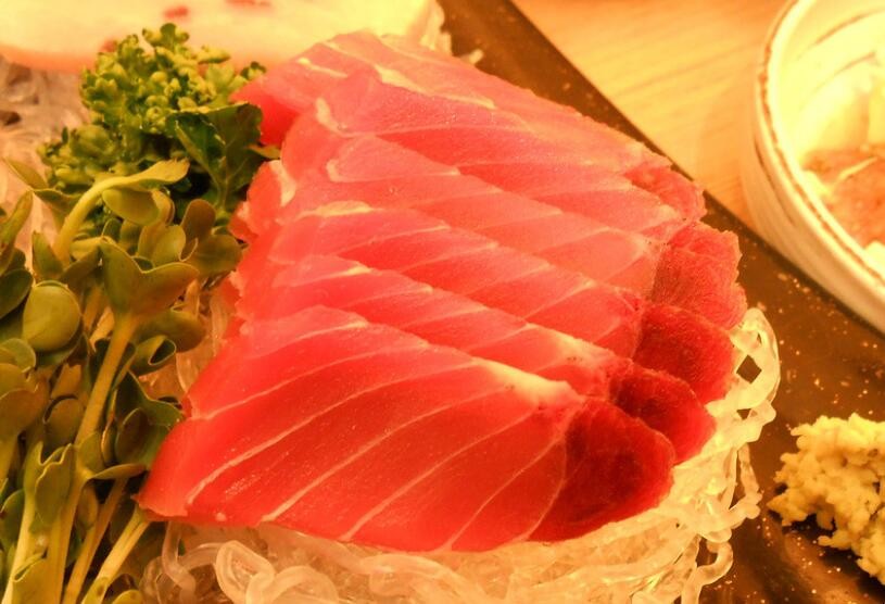 金槍魚和三文魚的區別是什麼