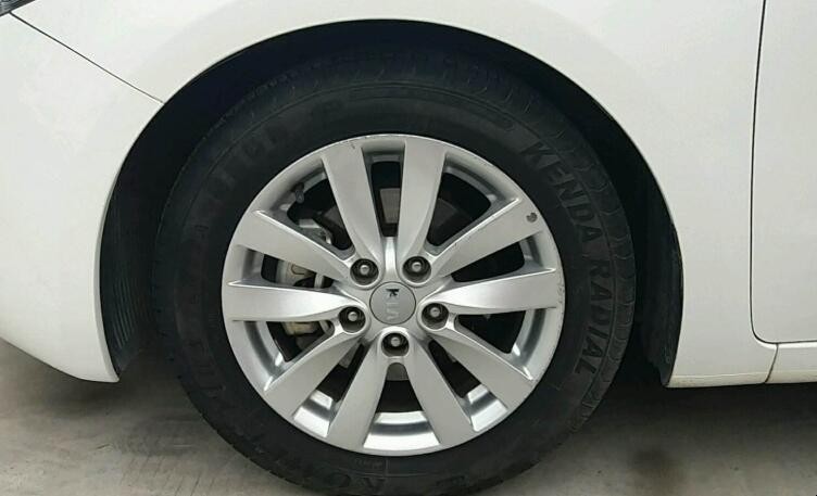 汽車輪胎正反面怎麼區分