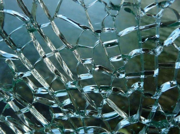 鋼化玻璃的劃痕怎麼處理